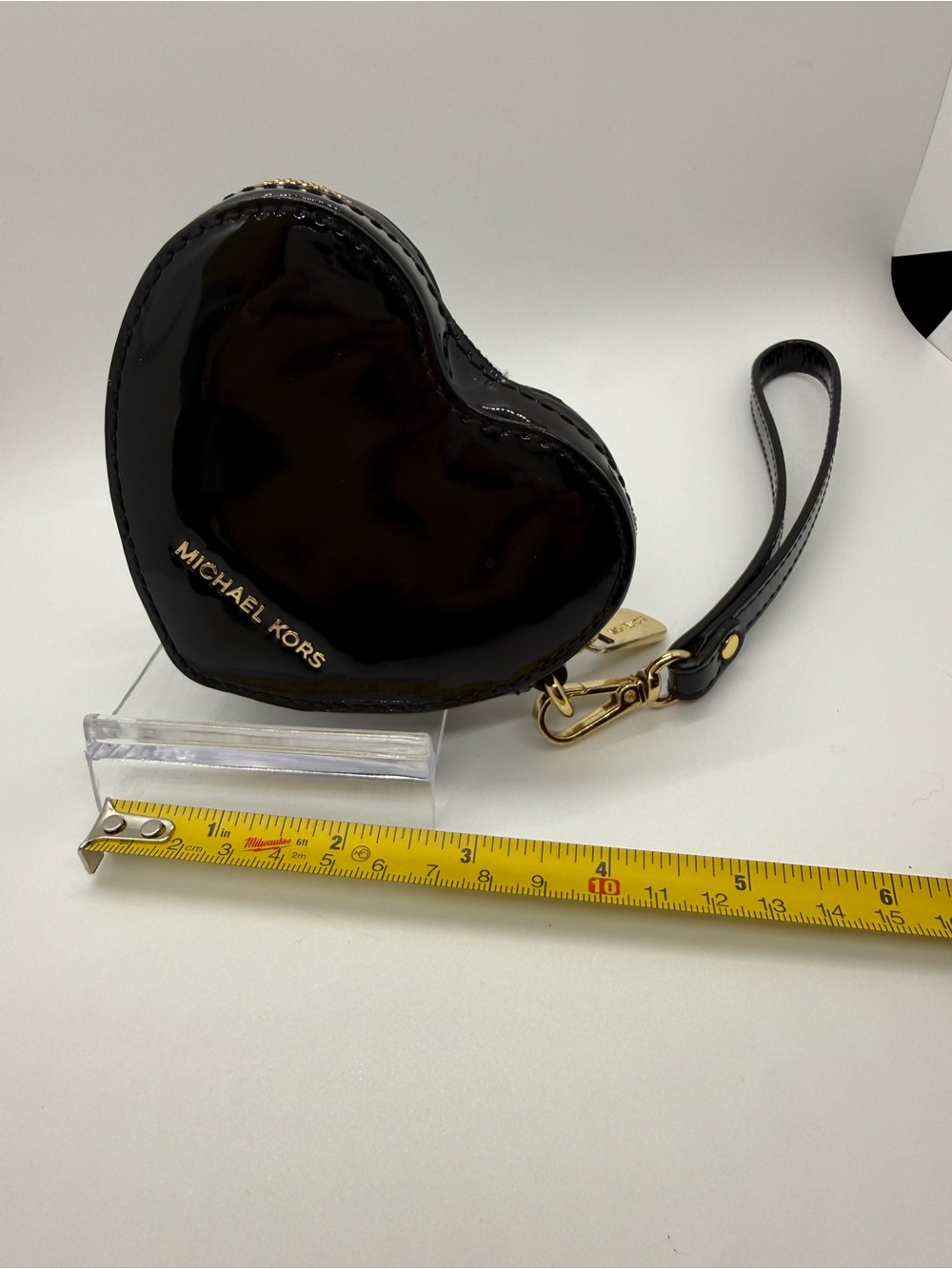 Michael Kors Black Patent Heart Coin Pouch with Gold Hardware - Picture 11 of 13